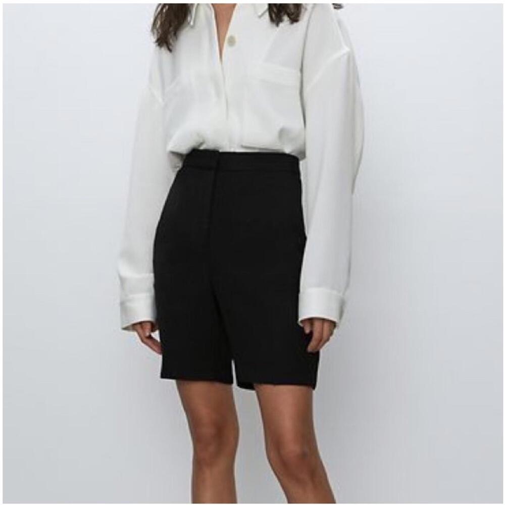 Aritzia Babaton Borna Tailored Shorts - 00 - Black